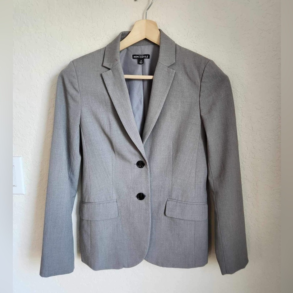 J. Crew Women’s Gray 2 button All Season Wear to Work Blazer Size 2